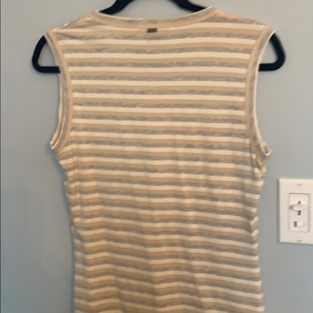 Top - Picture 3 of 3